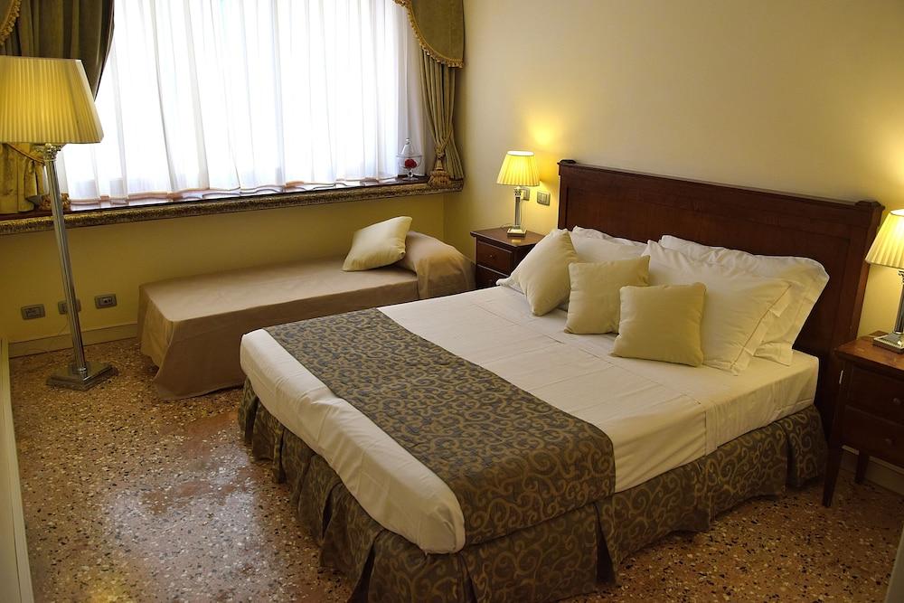 Residenza Favaro * Venetië
